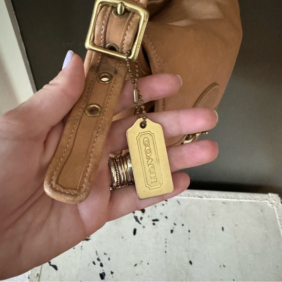Good Condition Tan Coach Crossbody - Picture 5 of 11